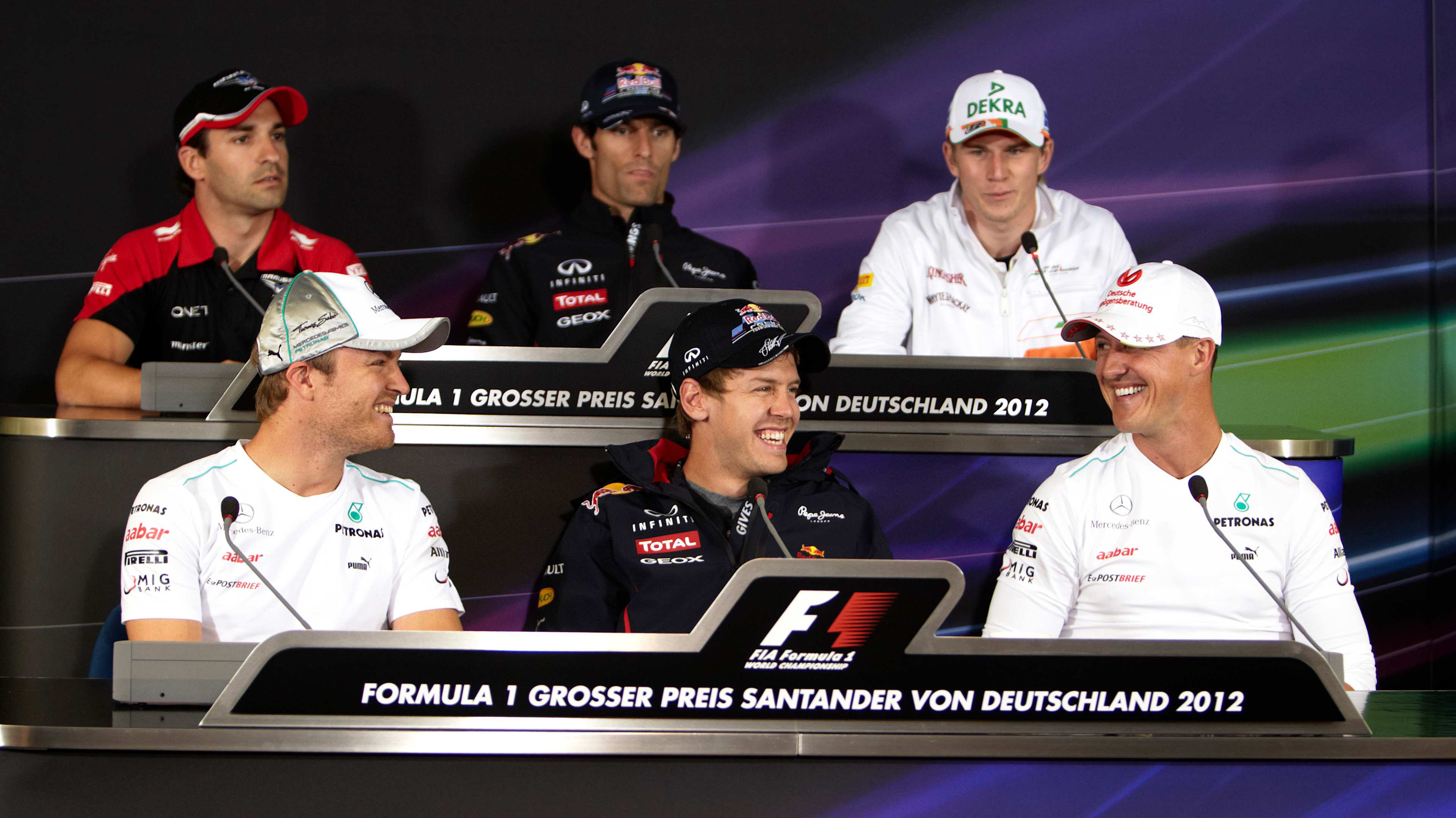 Funniest Formula 1 Driver Pranks for Halloween: Льюис Хэмилтон, Макс Ферстаппен, Michael Schumacher and More