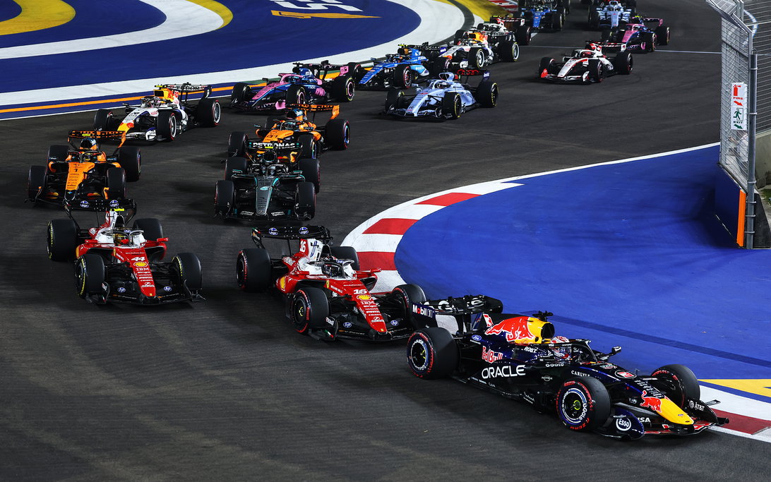 Verstappen Leclerc Singapore