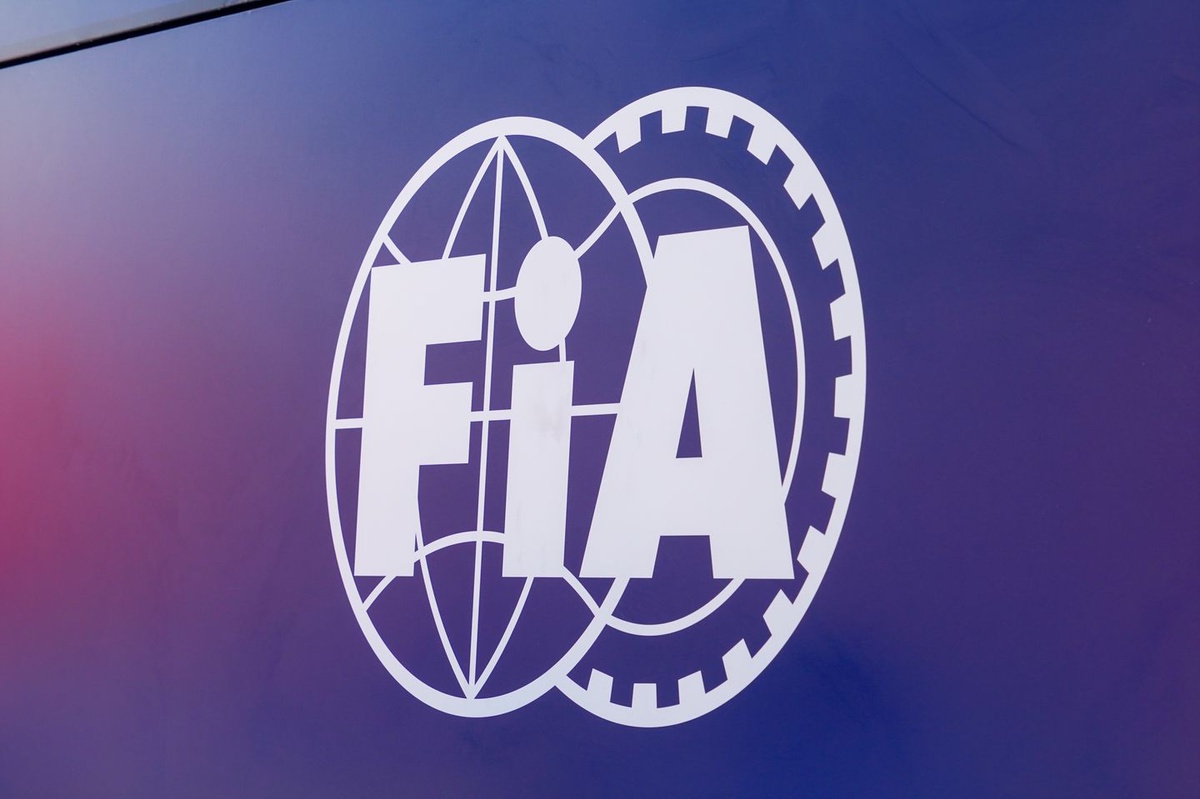 FIA заключила партнёрство с AWS для развития цифровых инструментов