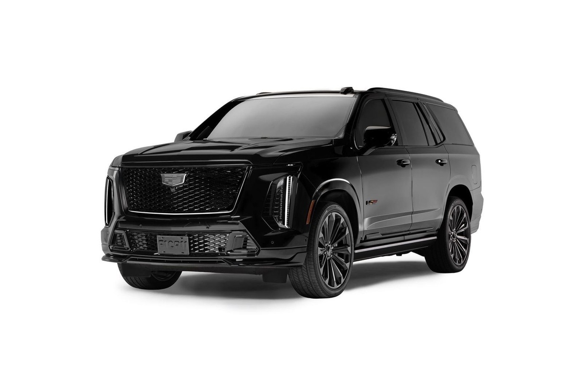 Cadillac выпустил спецверсию Escalade-V в честь Серхио Переса