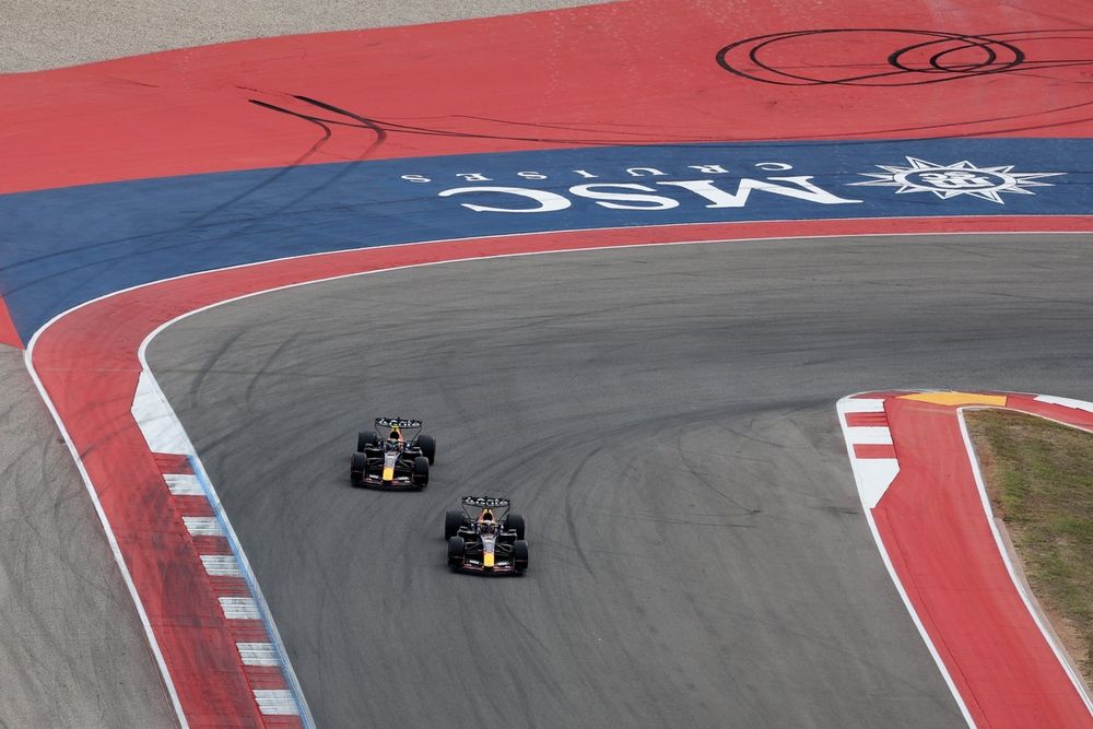Макс Ферстаппен, Red Bull Racing, Исаак Хаджар, Red Bull Racing